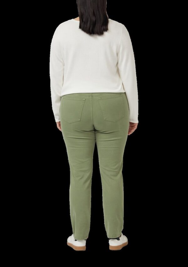 Jeans / Regular Fit / Mid Rise / Slim Leg