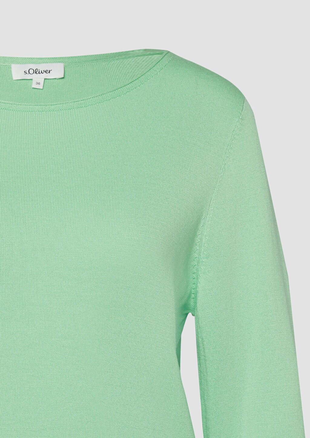 Feinstrickpullover mit Rundhalsausschnitt