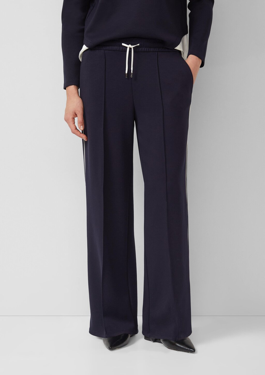 Wide-Leg-Hose aus Scuba mit Kontraststreifen