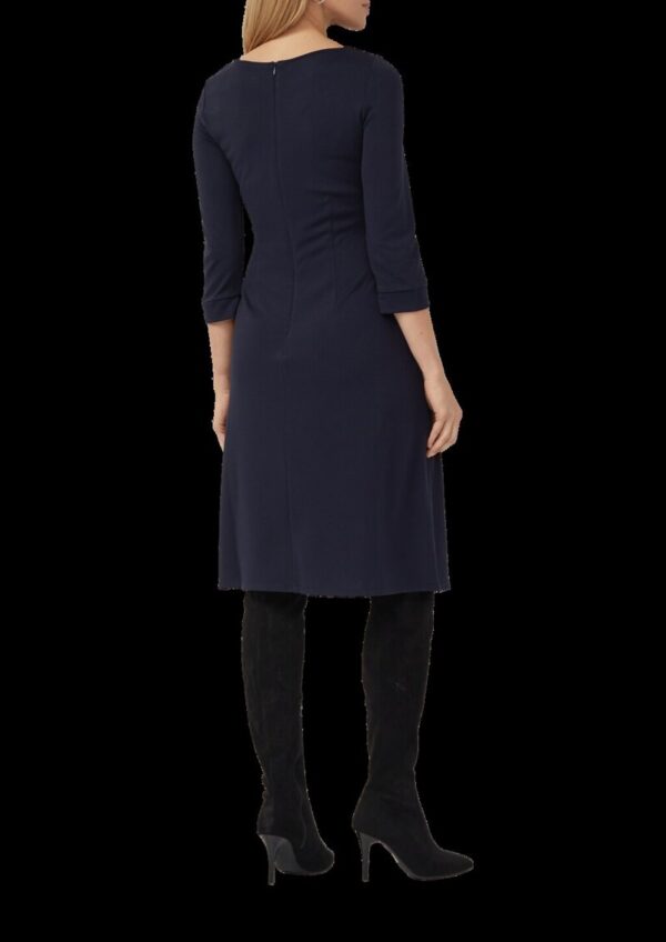 Kleid aus Interlockjersey mit seitlichen Teilungsnähten