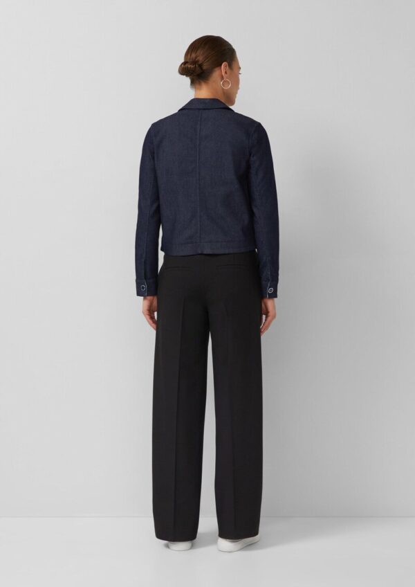 Verkürzte Jacke mit Reverskragen