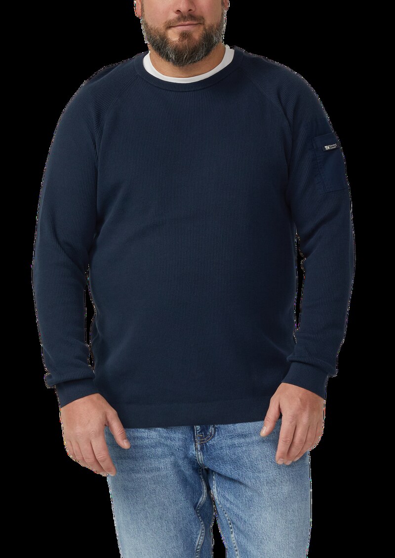 Strukturierter Raglanpullover aus Baumwolle mit Ärmeltasche