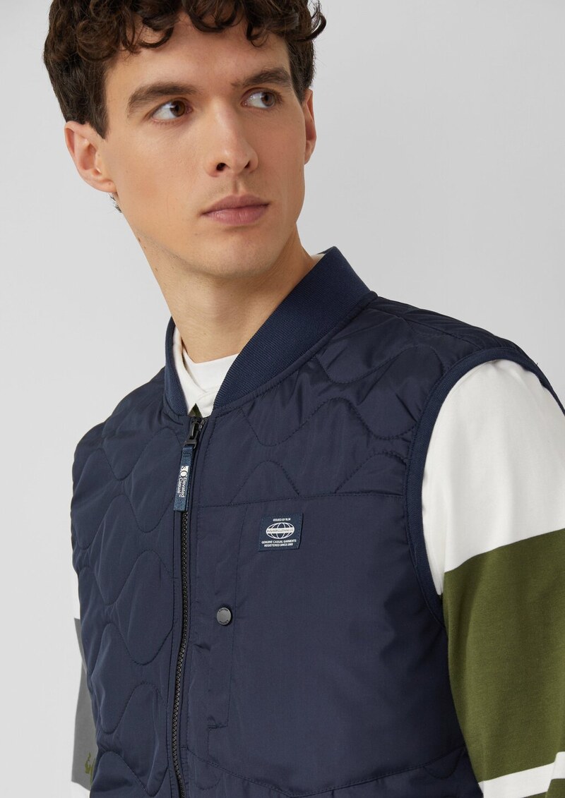 Leichte Steppweste mit Bomberkragen im Workwear-Stil