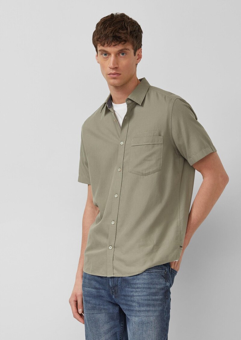 Regular Fit: Leichtes Kurzarmhemd mit Stickerei