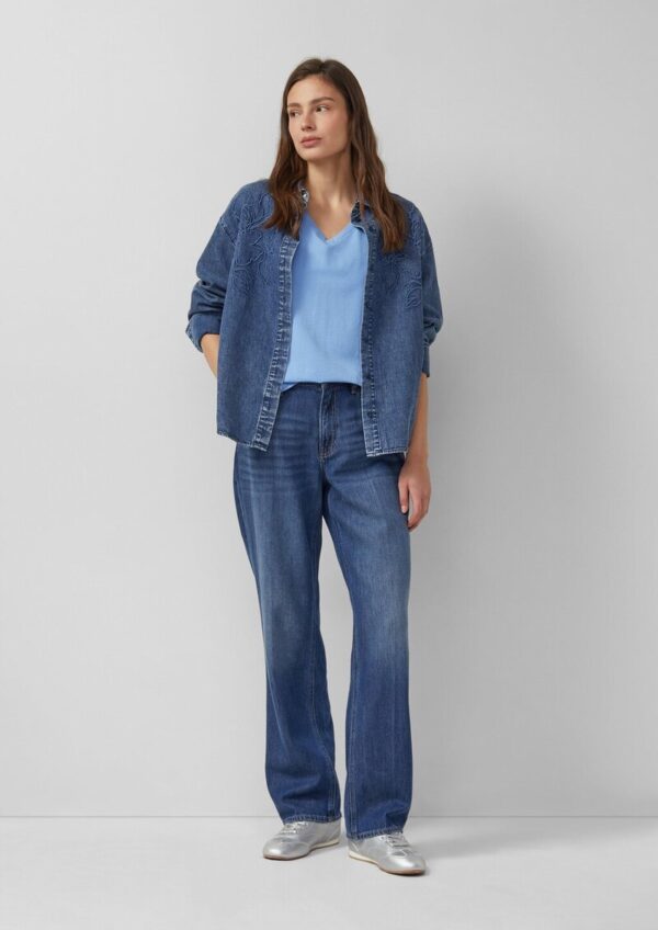 T-Shirt mit V-Ausschnitt