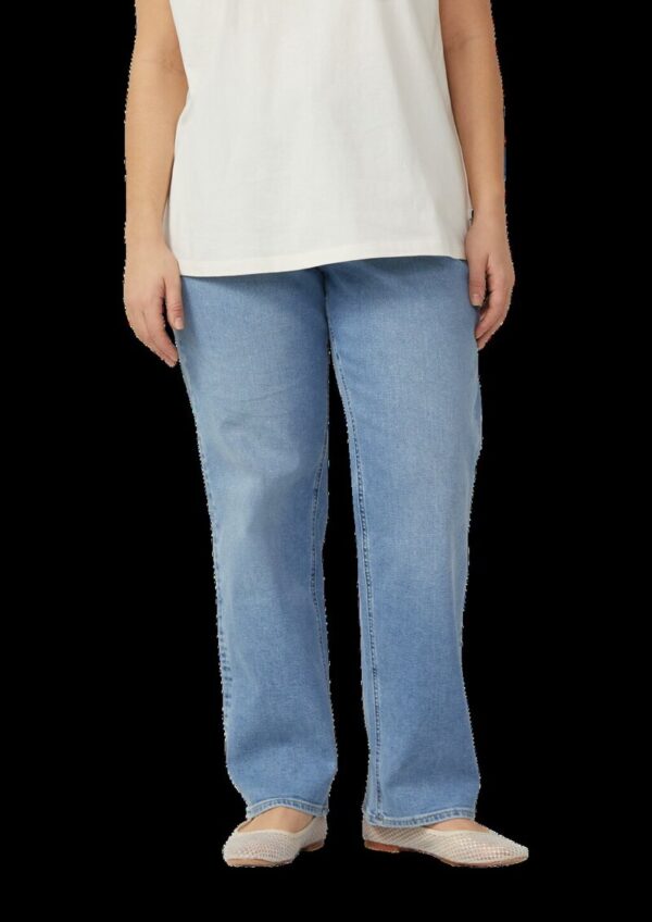 Jeans / Slim Fit / Mid Rise / Straight Leg