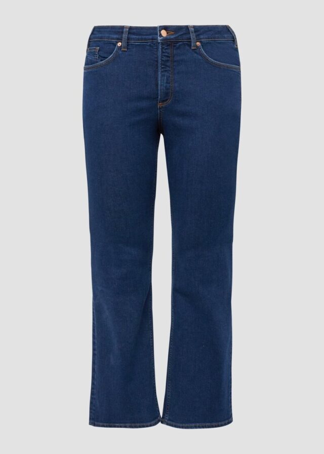 Jeans / Slim Fit / Mid Rise / Bootcut Leg