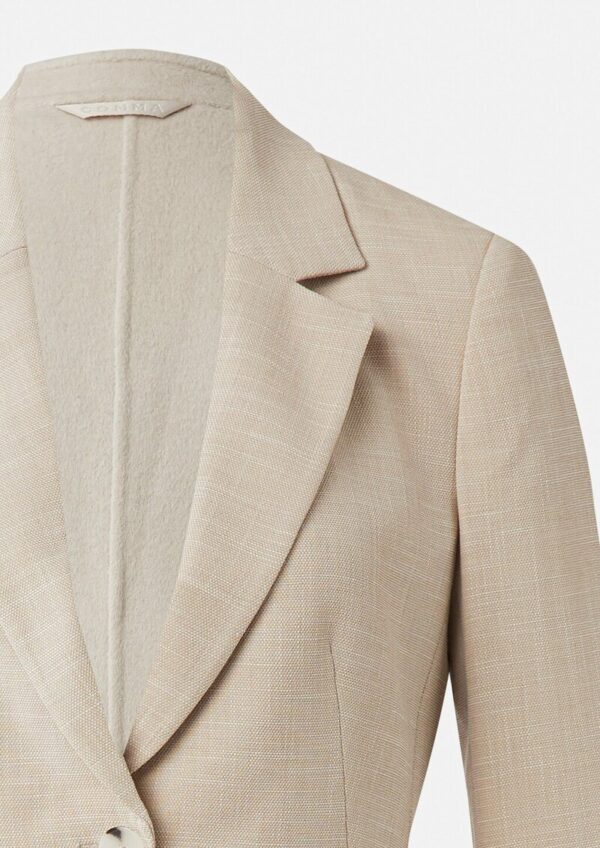 Taillierter Blazer in Strukturware