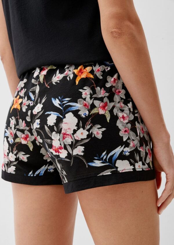 Kurzer Pyjama mit floralem Print