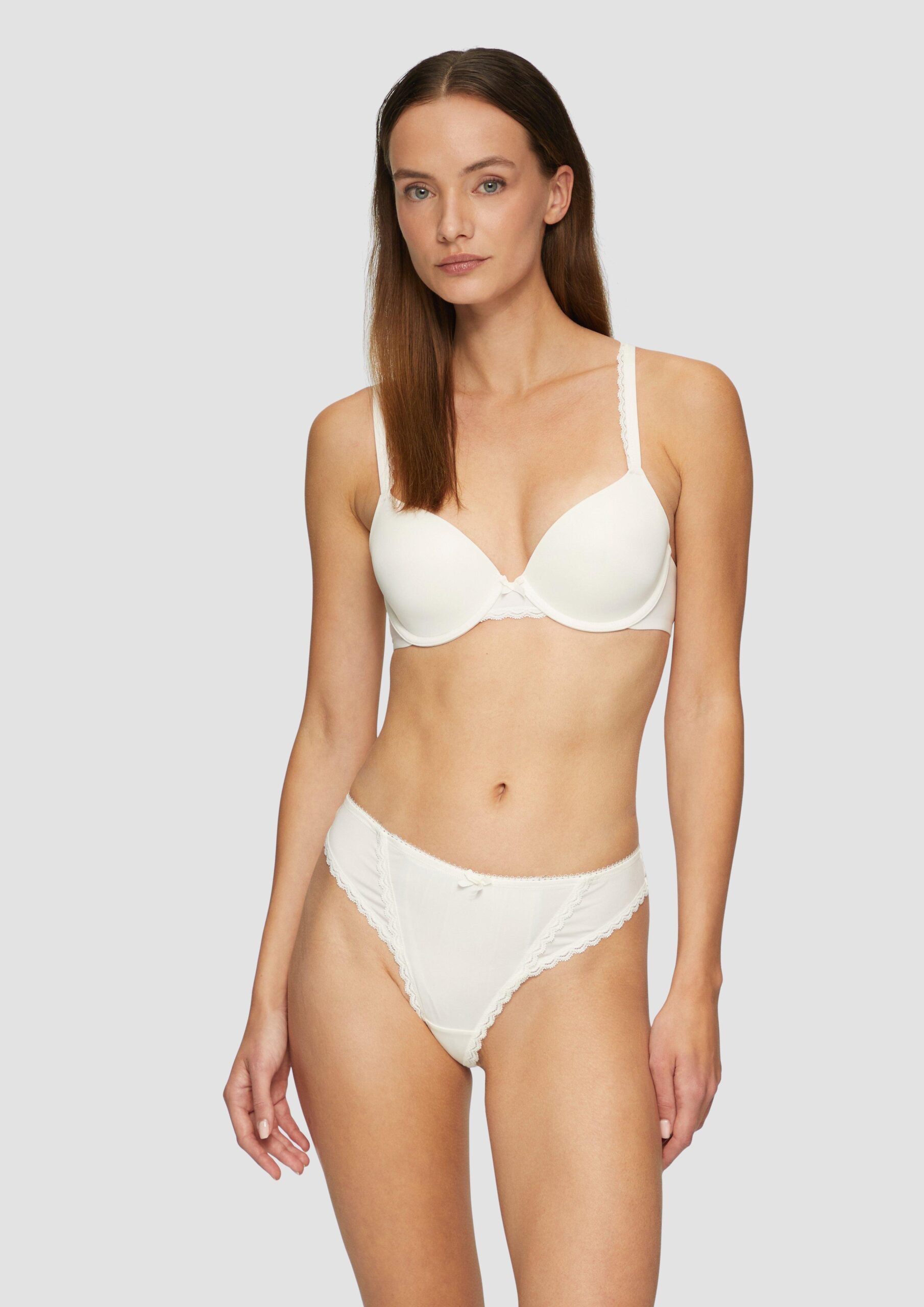 Schalen-BH mit Spitzen-Details