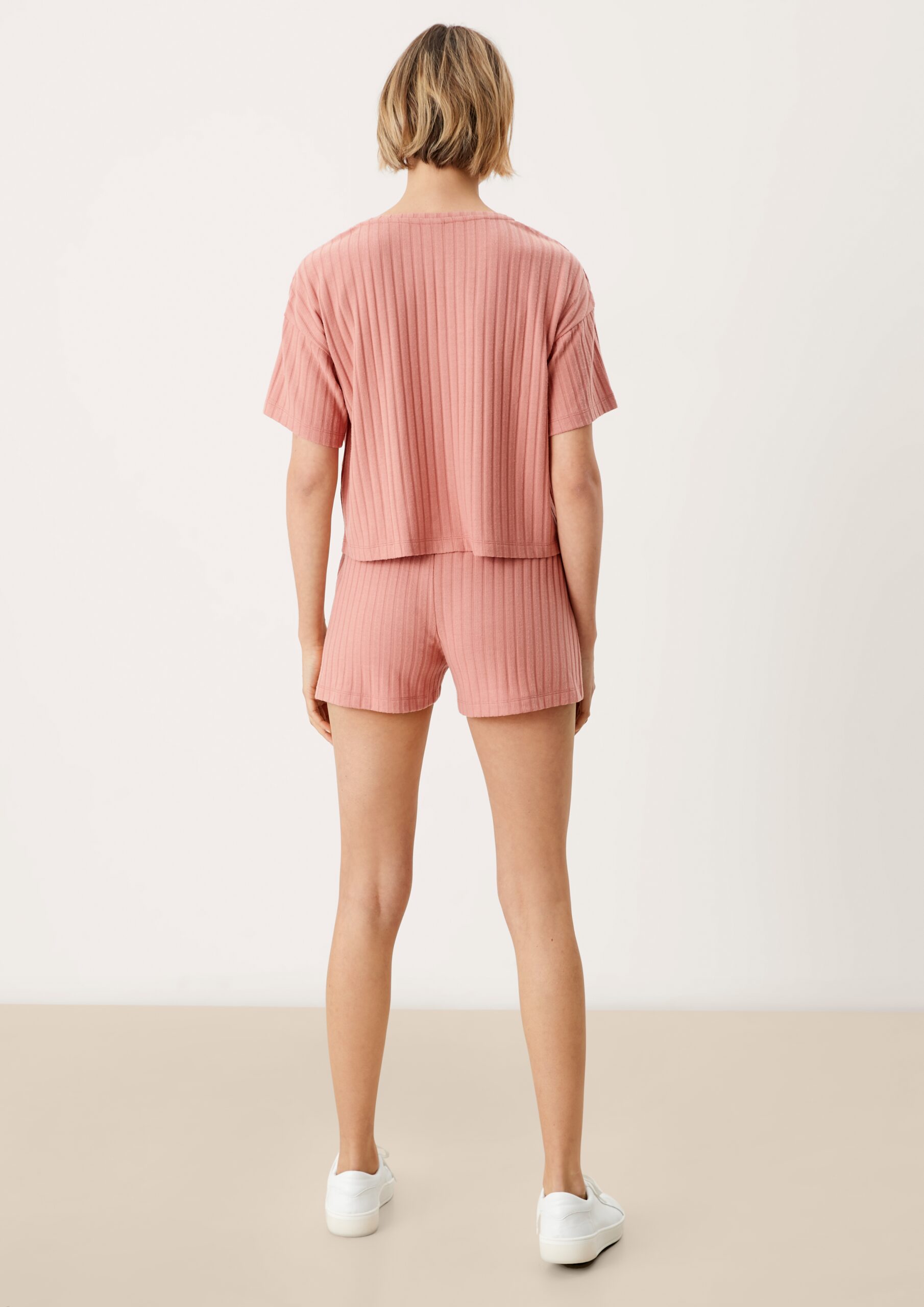 Shorts mit Rippstruktur