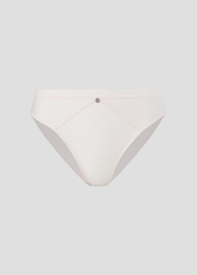 String mit Mesh-Details