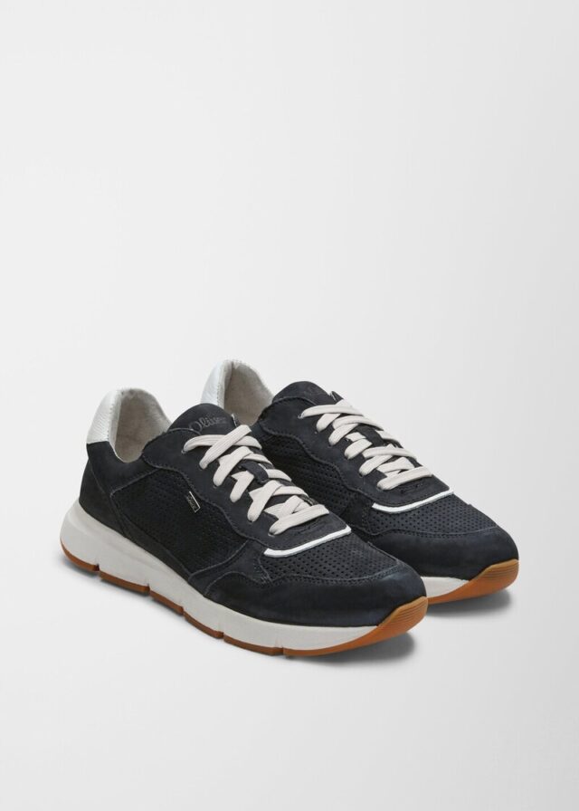 Perforierte Ledersneaker