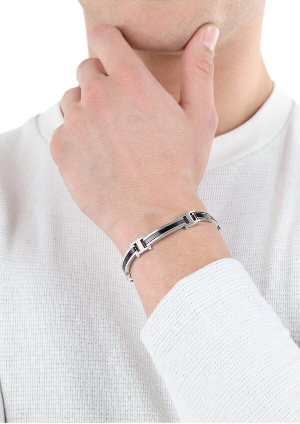 Armband mit Klappverschluss
