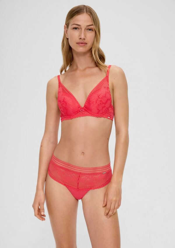 String aus Spitze mit breitem Band