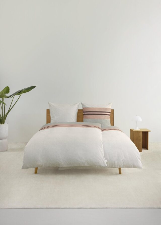 Bettwäsche-Set mit Streifen-Detail