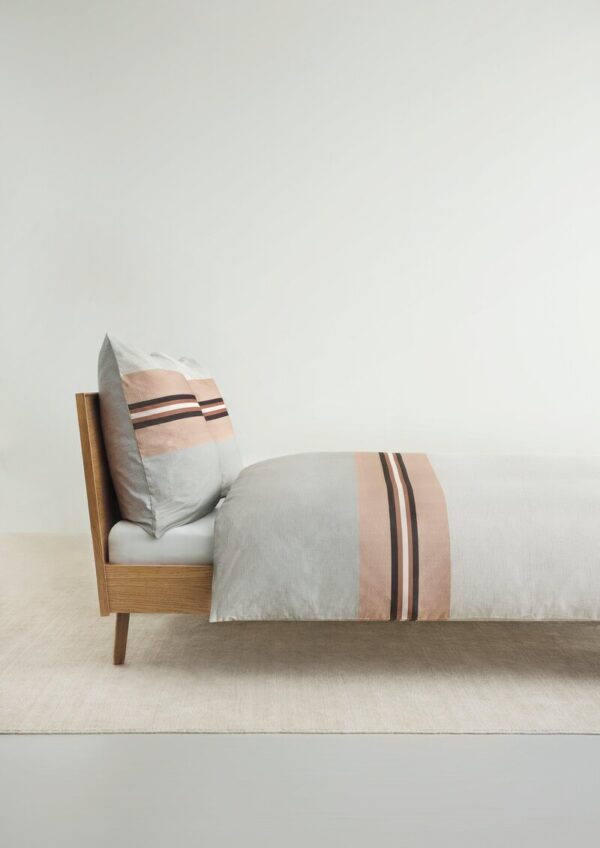 Bettwäsche-Set mit Streifen-Detail