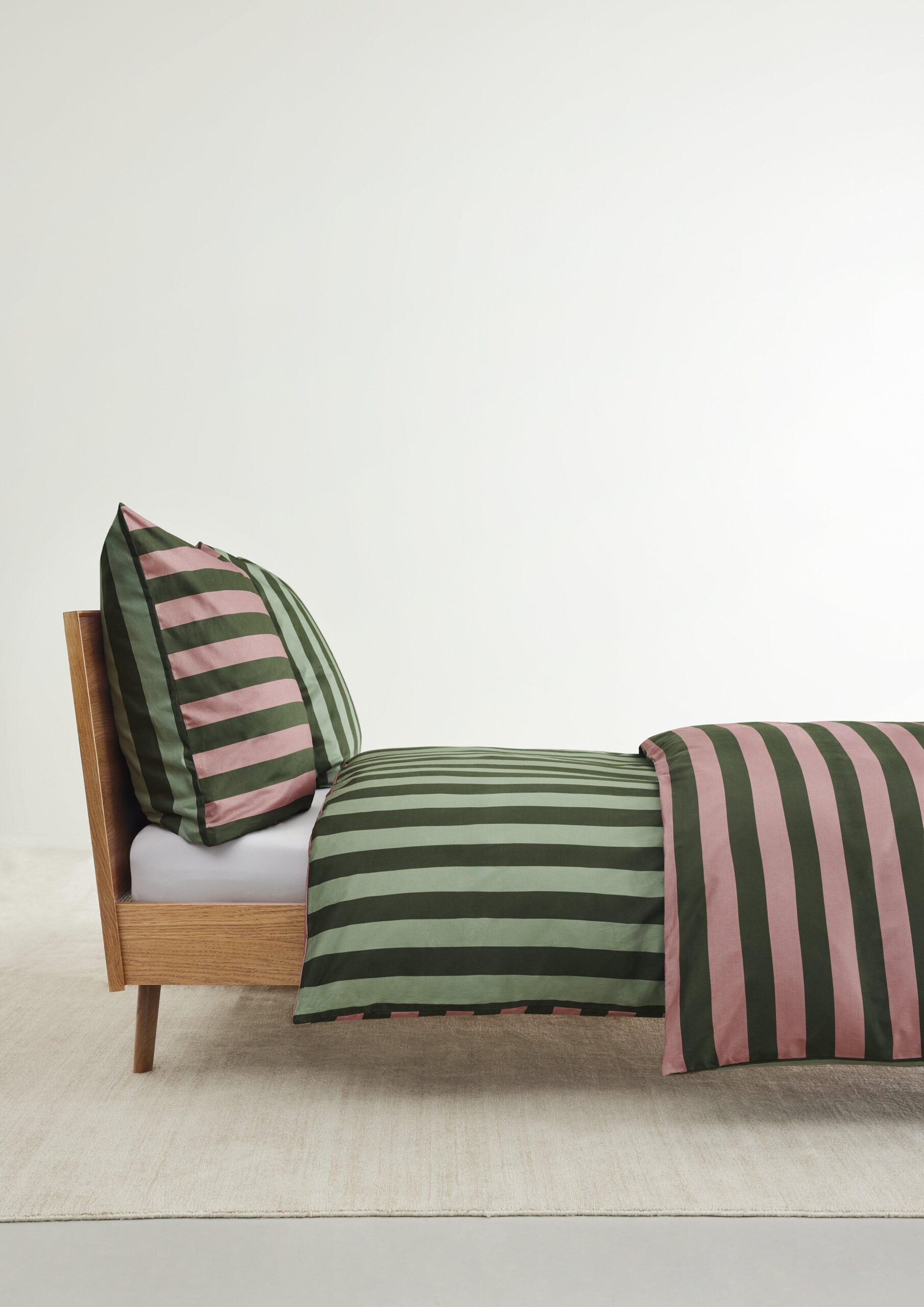 Bettwäsche-Set im Streifen-Design