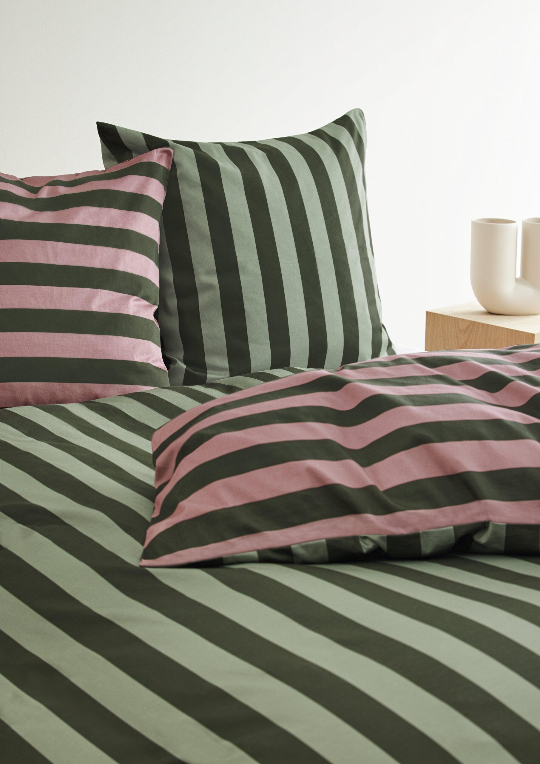 Bettwäsche-Set im Streifen-Design