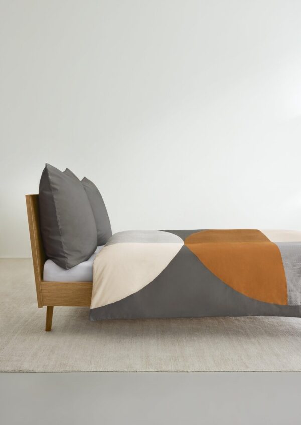 Bettwäsche mit grafischem Muster im Set