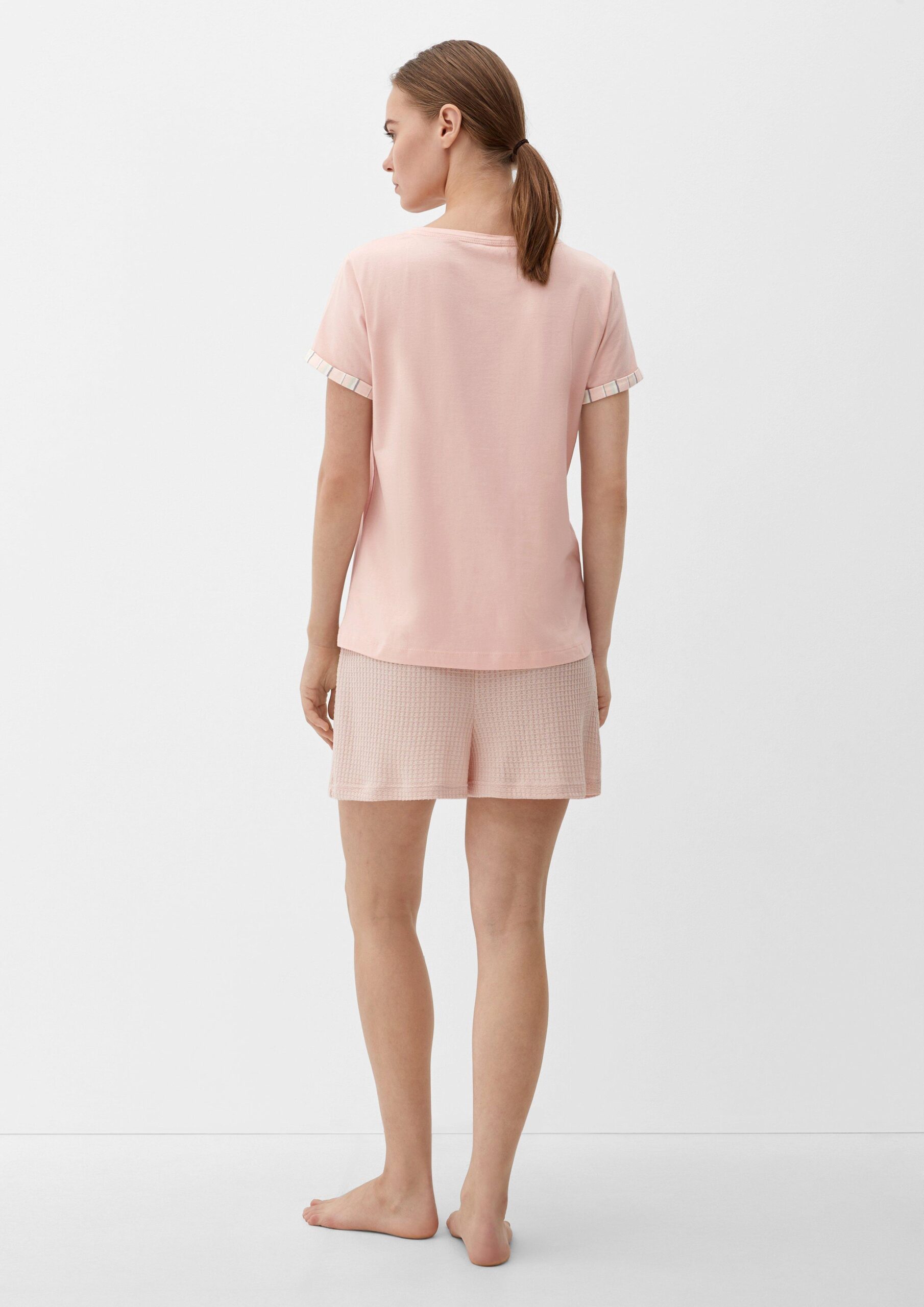 Pyjama-Shirt mit fixiertem Armumschlag