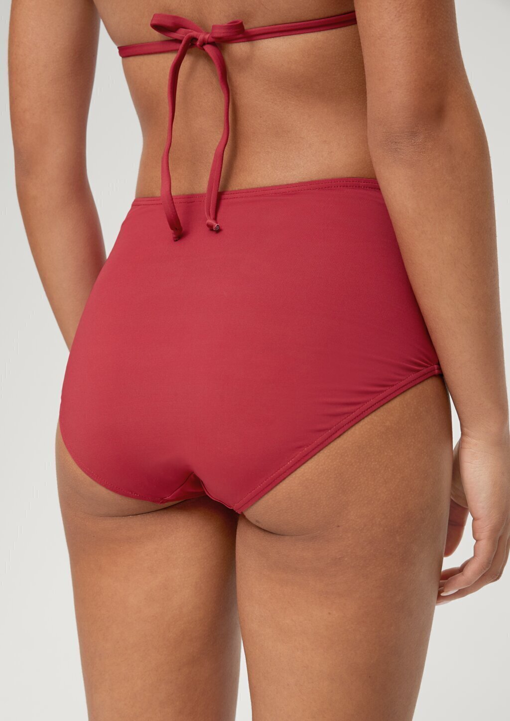 High Waist-Bikinihose mit Lochstickerei