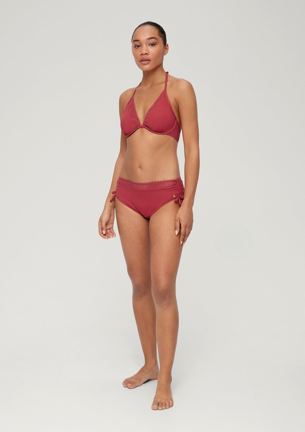 Bikinihose mit seitlicher Raffung