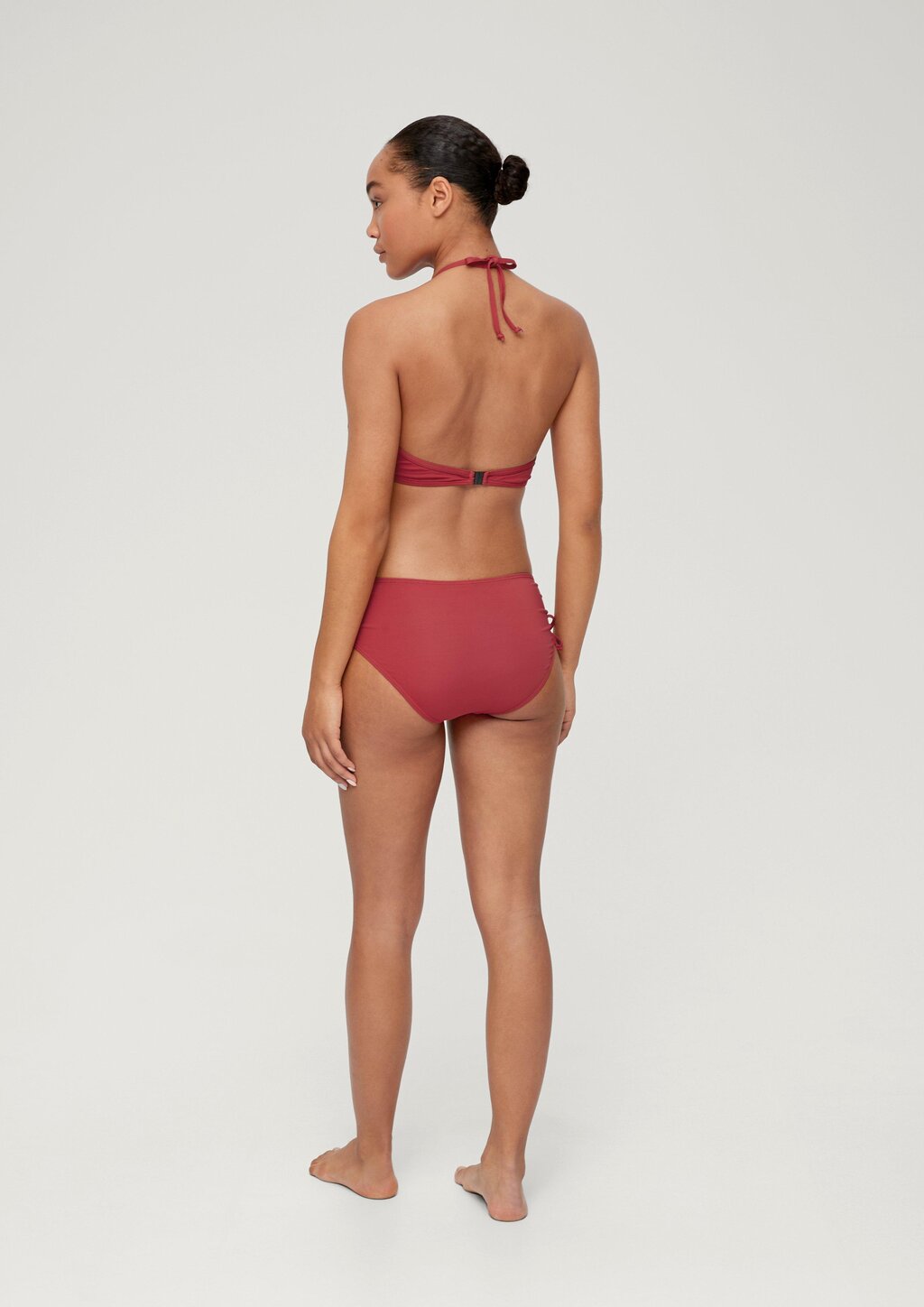 Bikinihose mit seitlicher Raffung