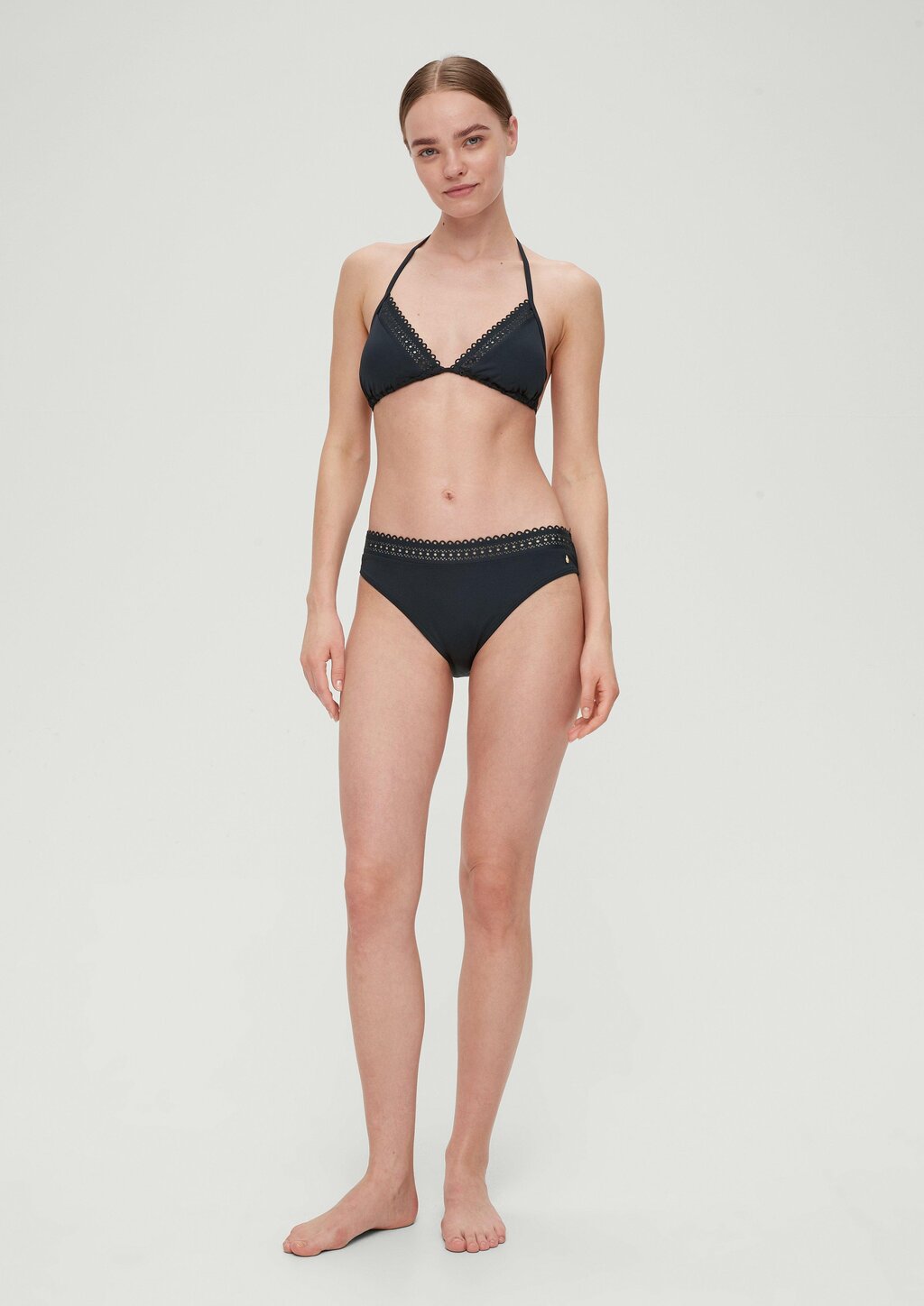 Bikinihose mit Lochstickerei