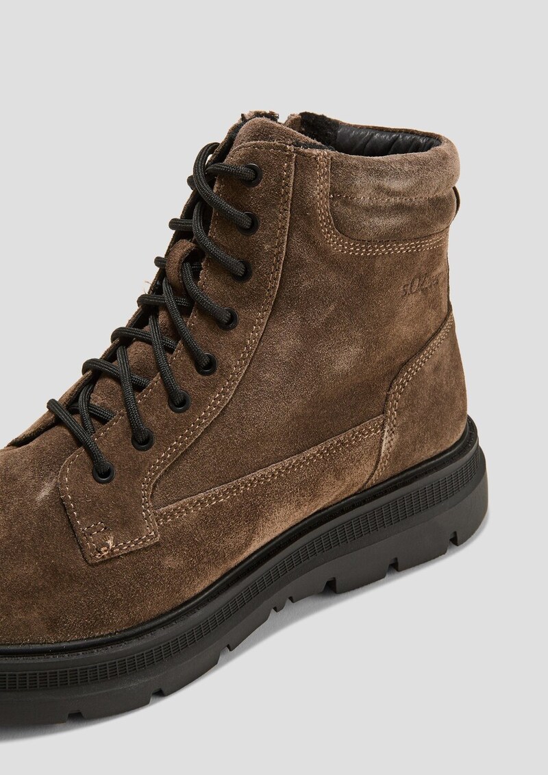 Gefütterte Boots aus Leder