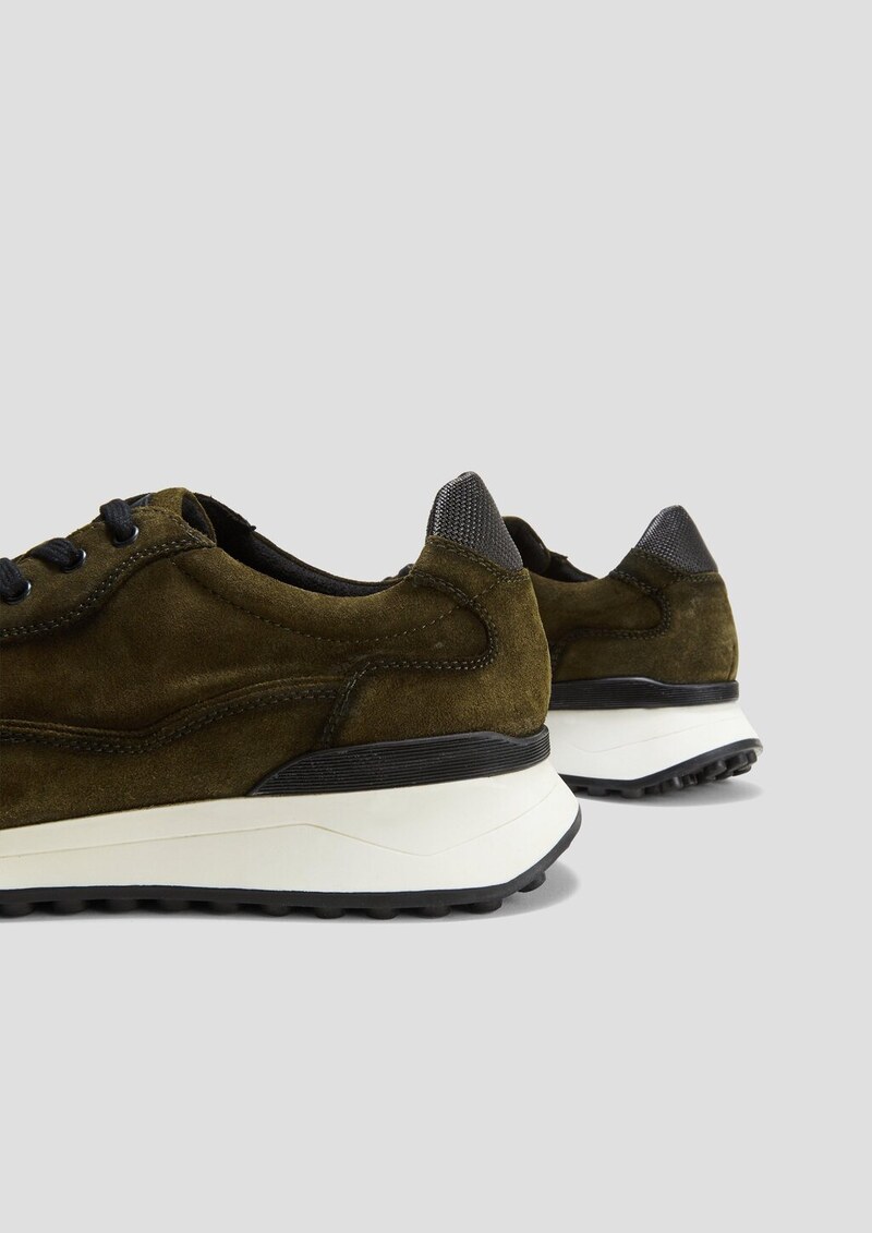 Sneaker in Veloursleder-Optik