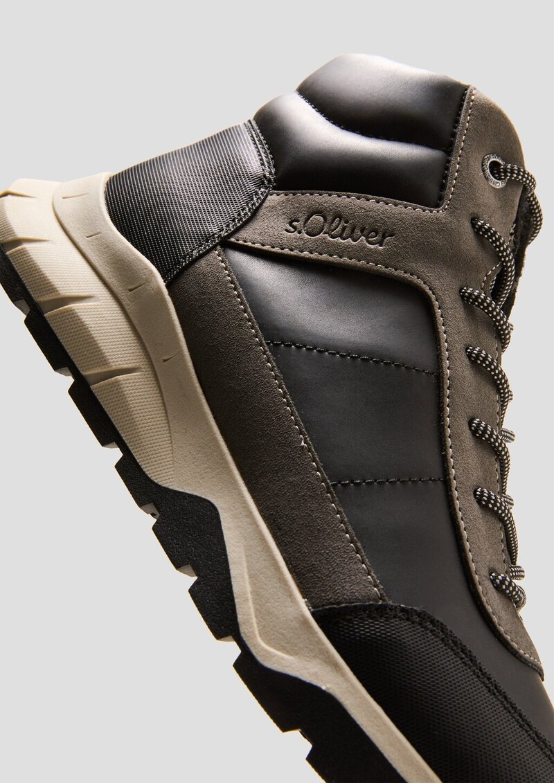 Stiefel in Sneaker-Optik