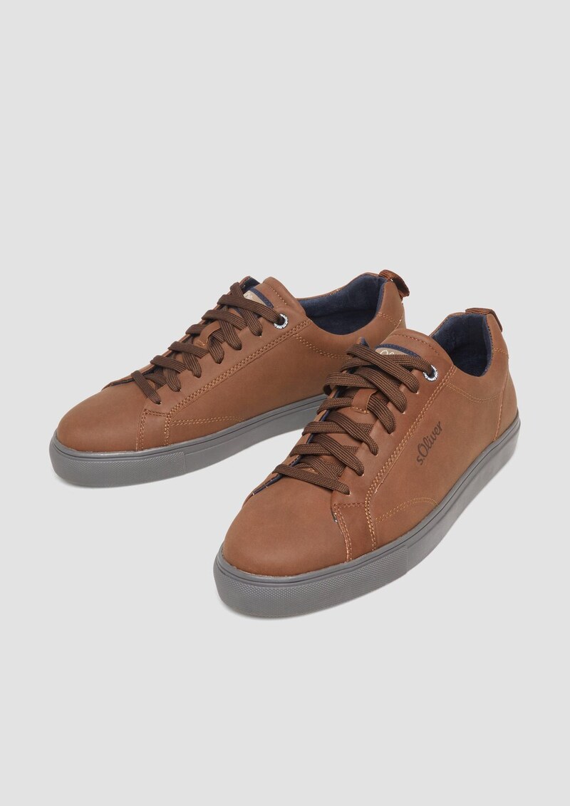 Schnürer in Leder-Optik