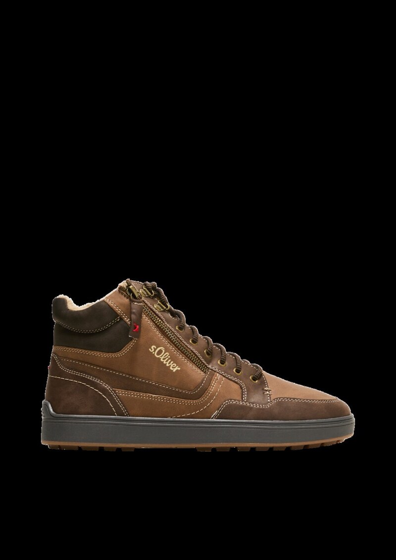 Gefütterte Boots mit Kontrastnähten