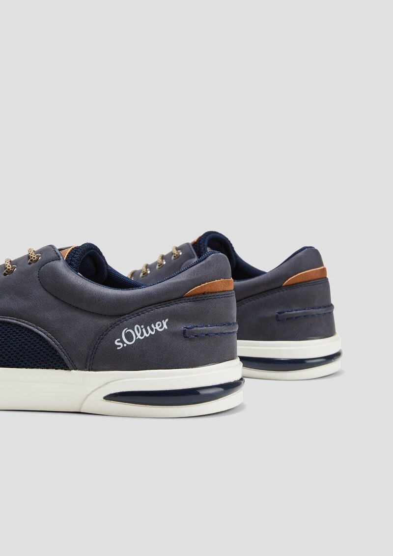 Sneaker im Fabricmix