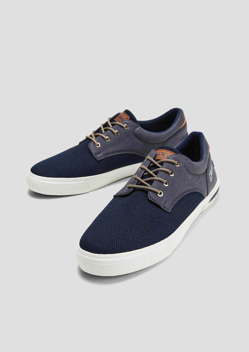 Sneaker im Fabricmix