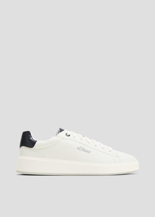 Sneaker in Leder-Optik