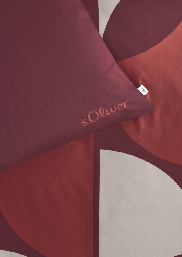 Bettwäsche-Set mit grafischem Muster