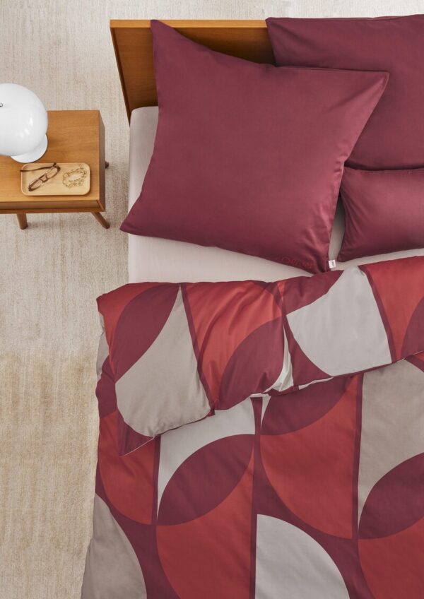 Bettwäsche-Set mit grafischem Muster