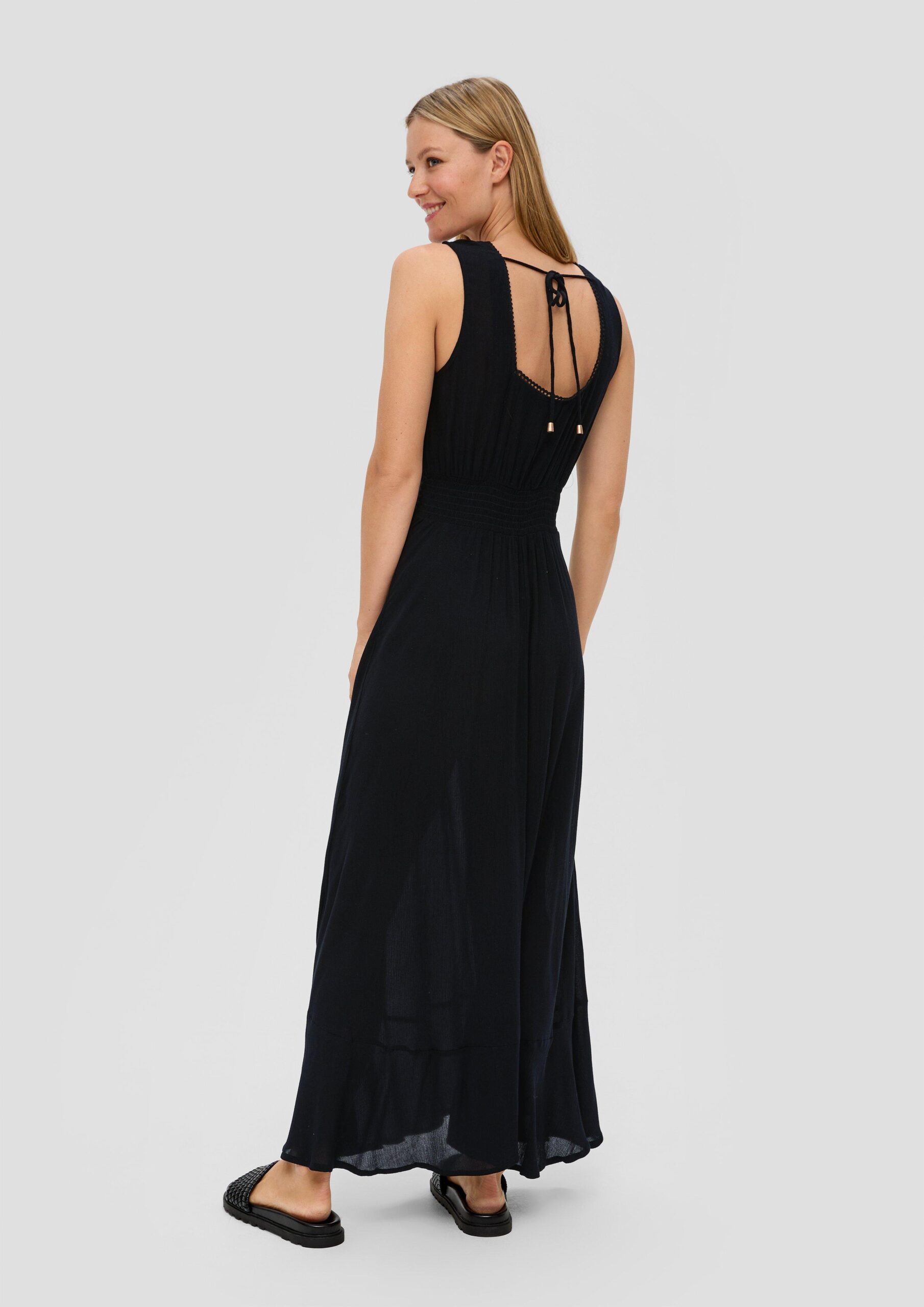 Langes Strandkleid aus Crêpe