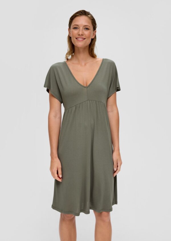 Viskose-Strandkleid mit Rückenausschnitt