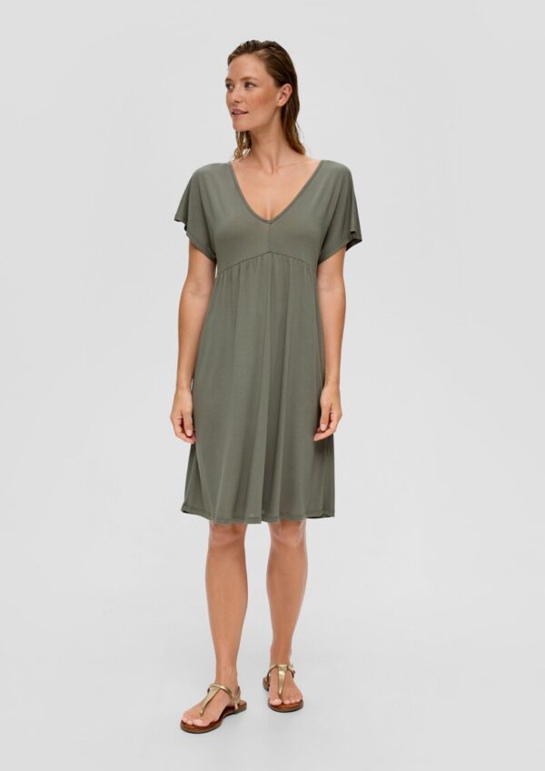 Viskose-Strandkleid mit Rückenausschnitt