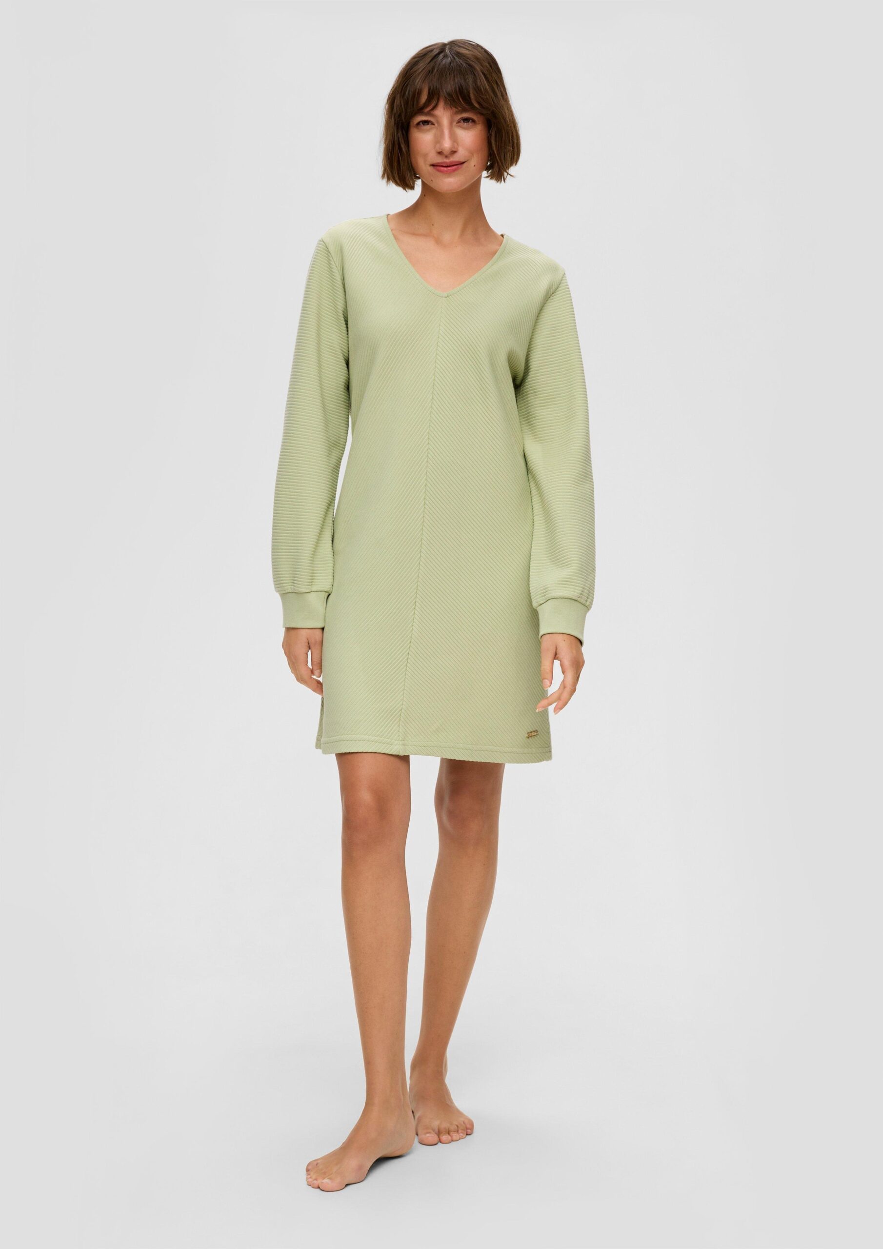 Pyjama-Sweatkleid mit V-Ausschnitt