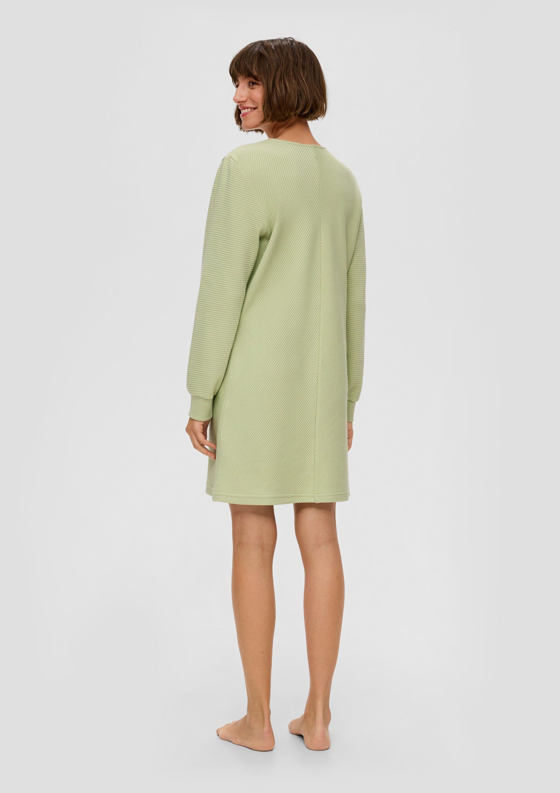 Pyjama-Sweatkleid mit V-Ausschnitt