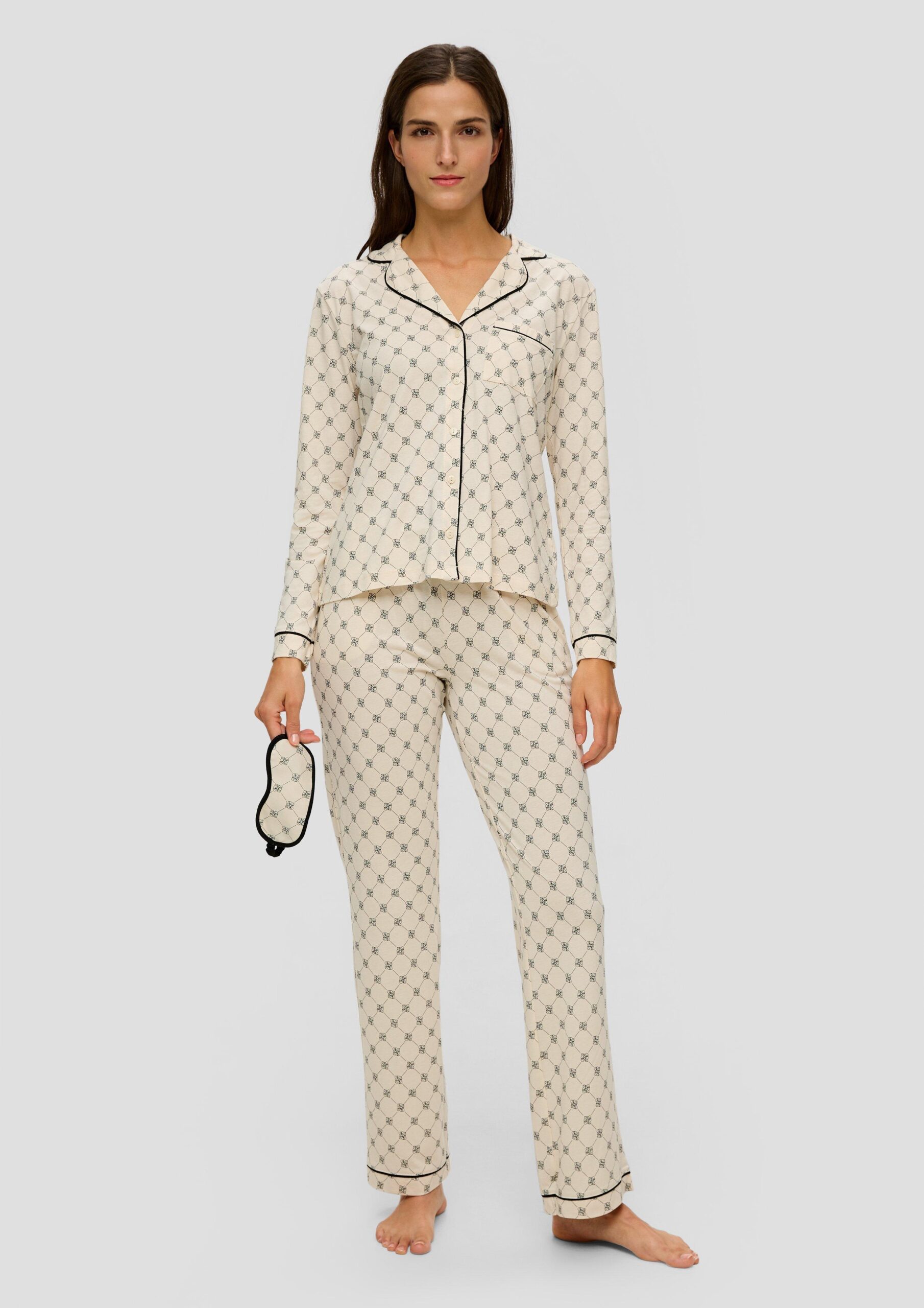 Langes Pyjama-Set mit Schlafmaske