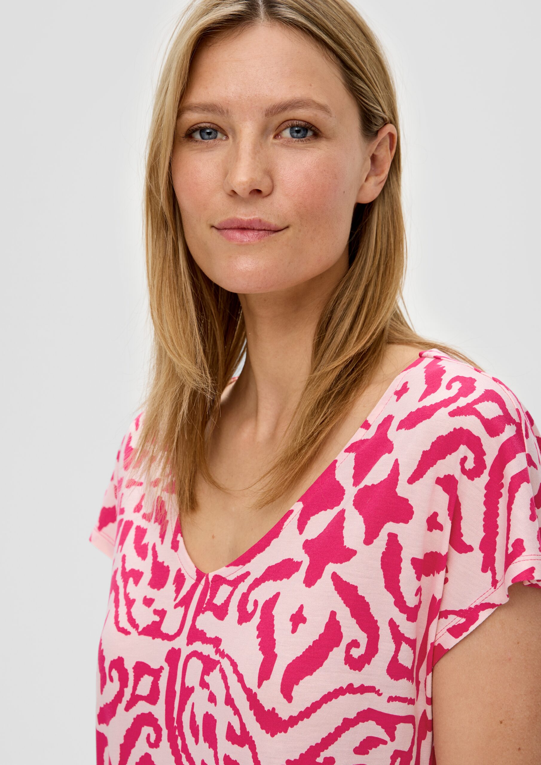 Nachthemd aus reiner Viskose