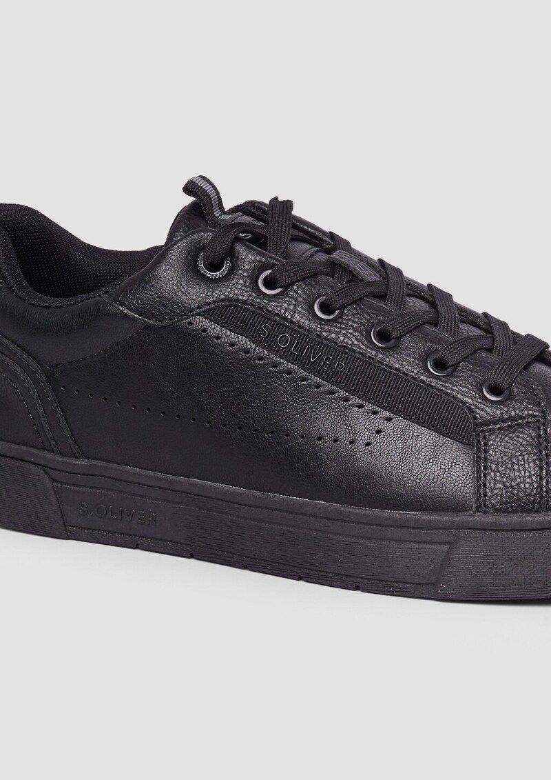 Sneaker in Leder-Optik