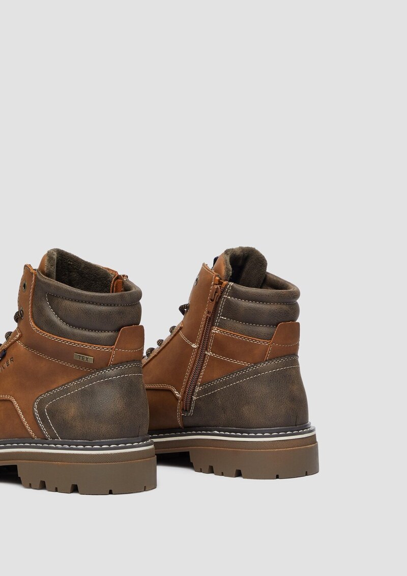 Stiefel in Leder-Optik