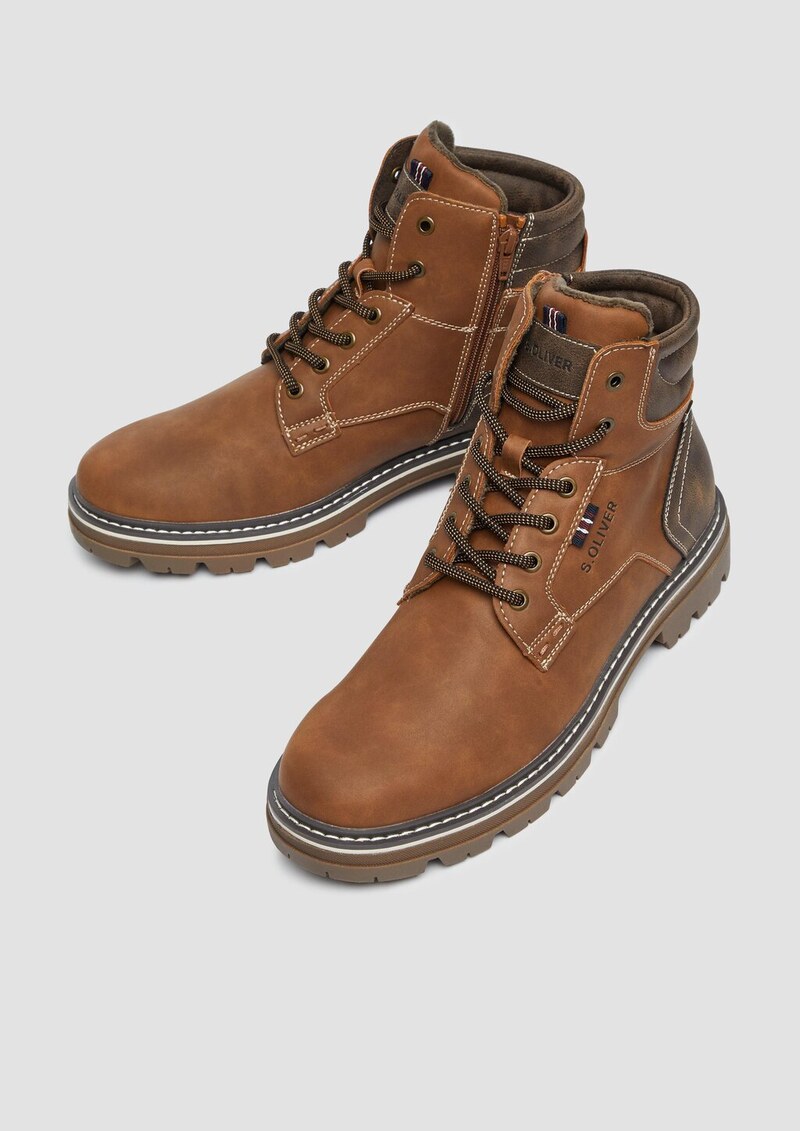 Stiefel in Leder-Optik