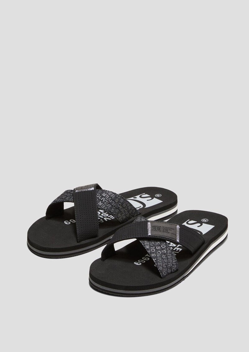 Pantoletten mit Textil-Riemen